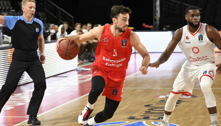 JL Bourg: 79 - Bahçeşehir Koleji: 77