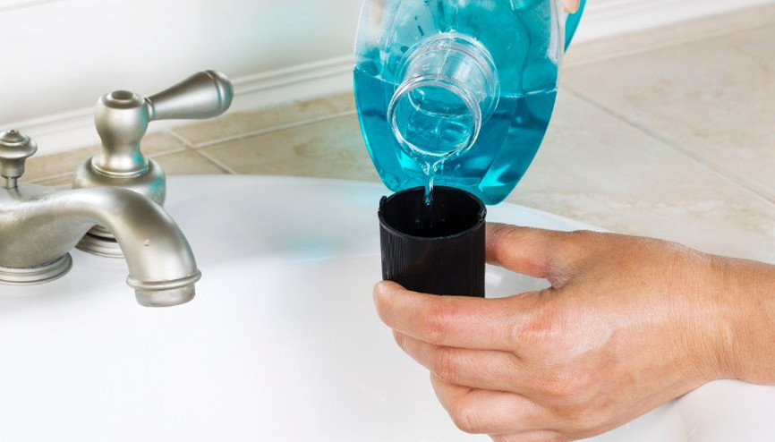 Ağız gargarasını mutfak temizliğinde kullanmaya ne dersiniz