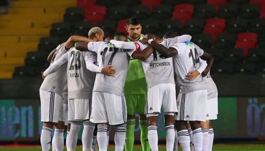 Son Dakika Haberi | Beşiktaşta Mensahtan itiraf Kırmızı karttan sonra...