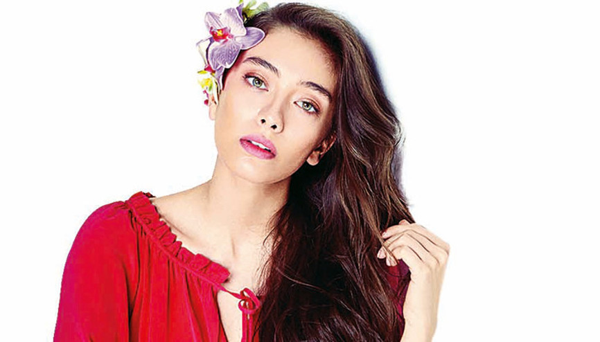Neslihan Atagül yurtdışına açılıyor