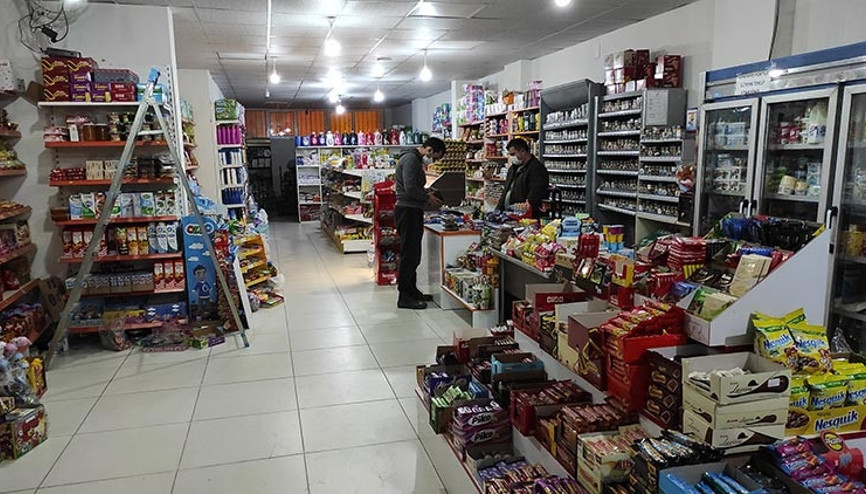 Manisada silahlı market soygunu