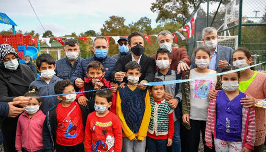 Tuzlada fidanlar toprak ile buluştu