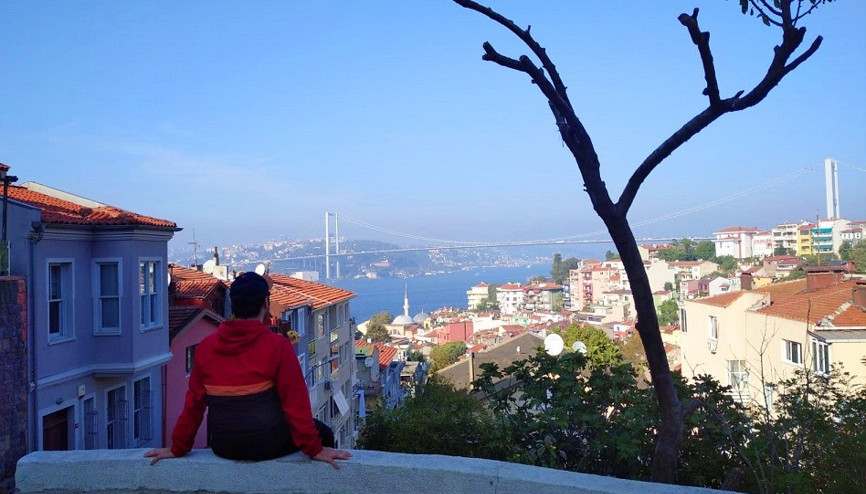 İstanbulun en renkli adresi... Sokak kültürünün’ bitmediği sayılı yerlerden...
