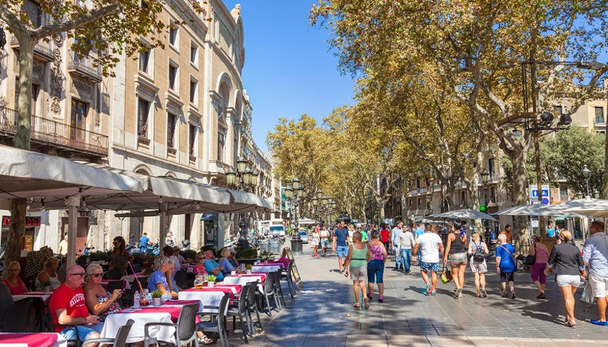 Dünyada keşfedilmeyi bekleyen alışveriş caddeleri