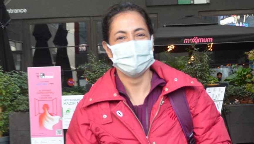 Meltem Cumbul oyun hazırlığında