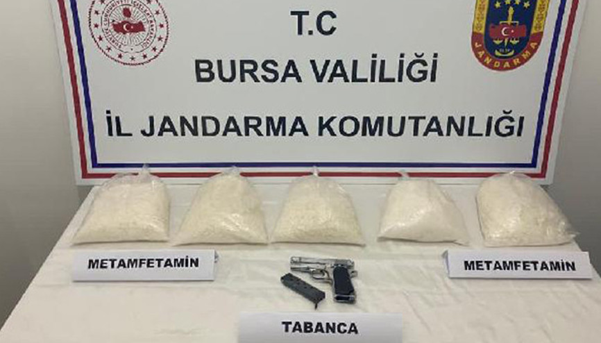 Bursada 1.5 milyon TL değerinde 5 kilo metamfetamin ele geçirildi