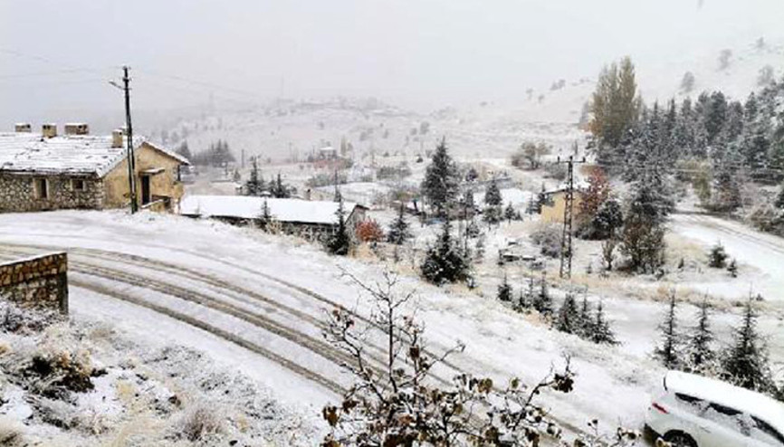 Saklıkent, beyaza büründü