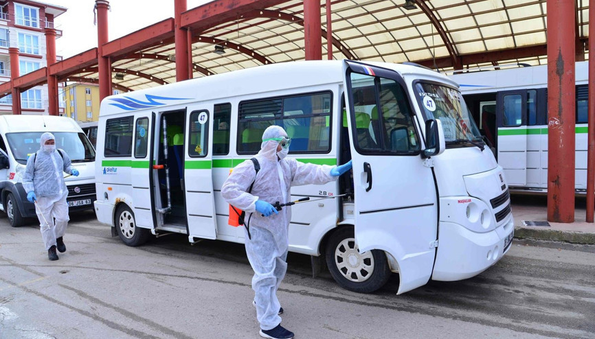 Araçlar kapsamlı dezenfekte ediliyor