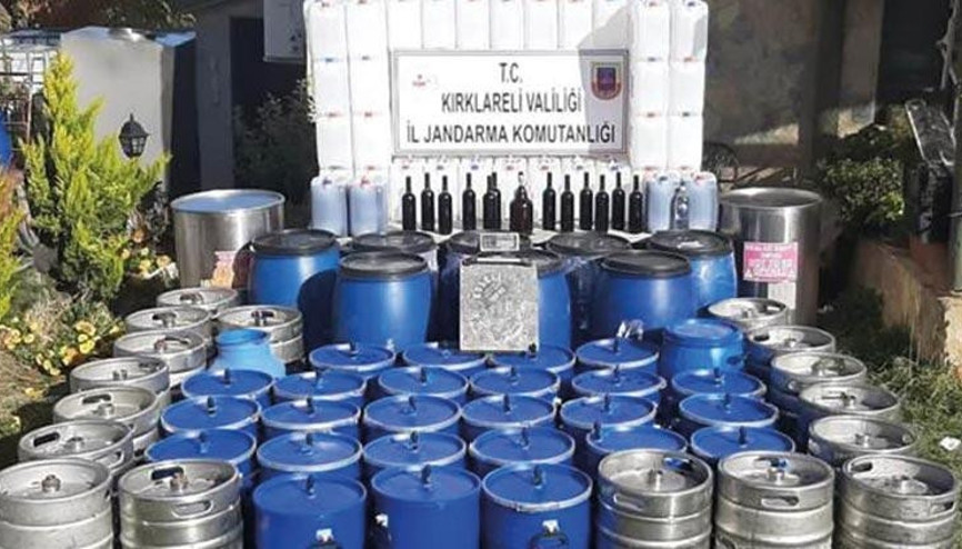 Kırklareli’de 2 ton kaçak şarap ele geçirildi