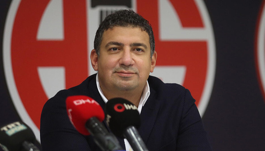 Ali Şafak Öztürk: Şampiyonluk kupası, Avrupada başarıları olan bir hoca ile çalışıyoruz