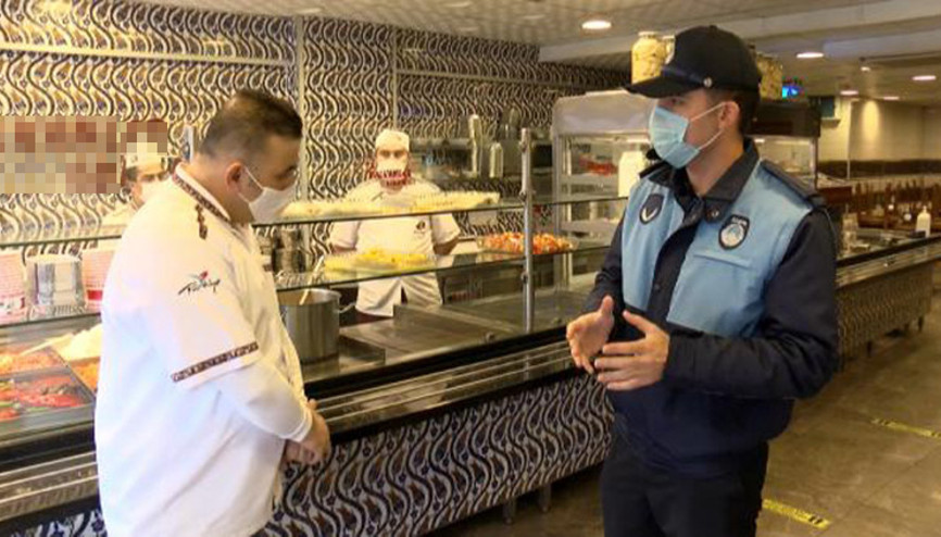 İstanbul’da koronavirüs denetimleri; restoranlar paket servise geçti İstanbul’da koronavirüs denetimleri; restoranlar paket servise geçti