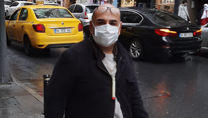 Nedim Saban boynunda virüssavar taşıyor