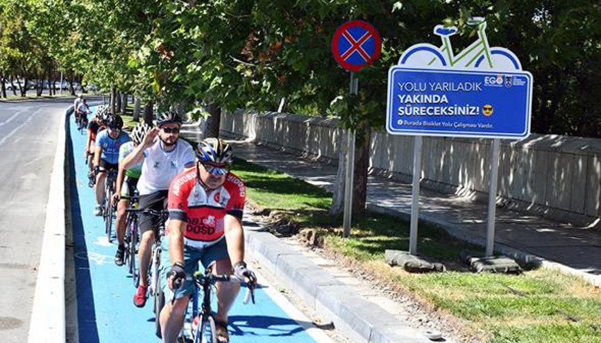 Bisiklet yolu ağır aksak