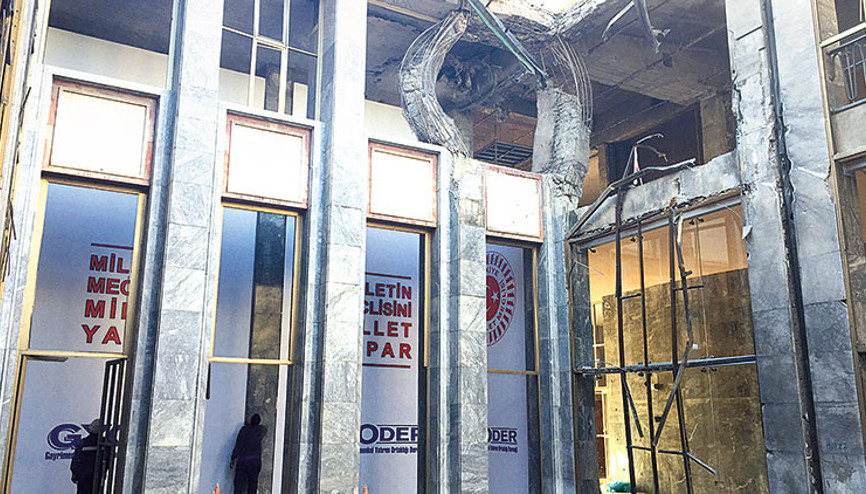 Ankarayı uçakla kana bulamışlardı Akıncı davasında hainlere ceza yağdı