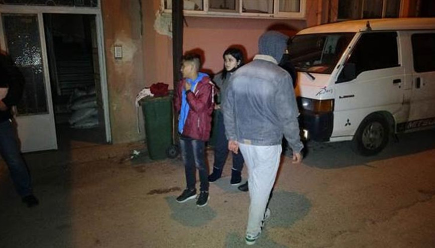 Otomobilini vermeyen ağabeyi ve yengesini bıçakladı