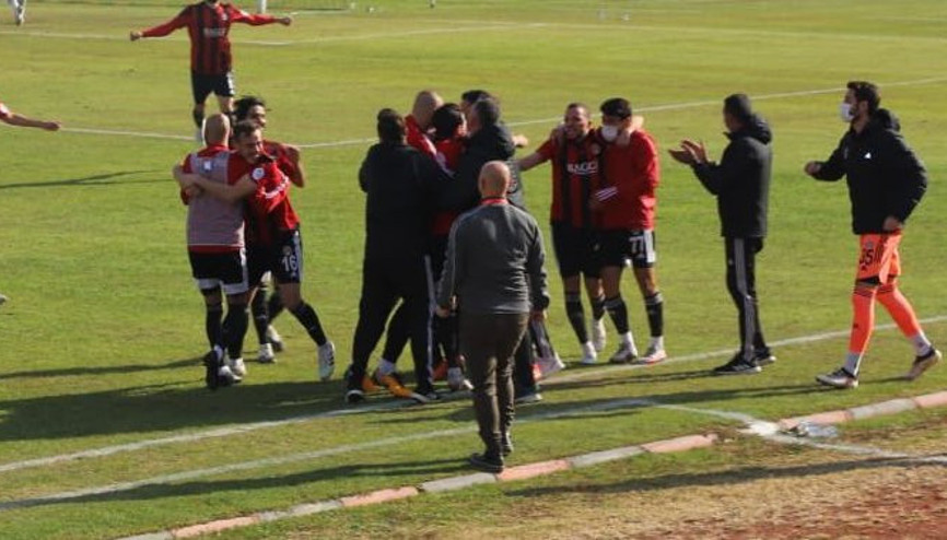 Turgutluspor şampiyonluk ateşini yaktı