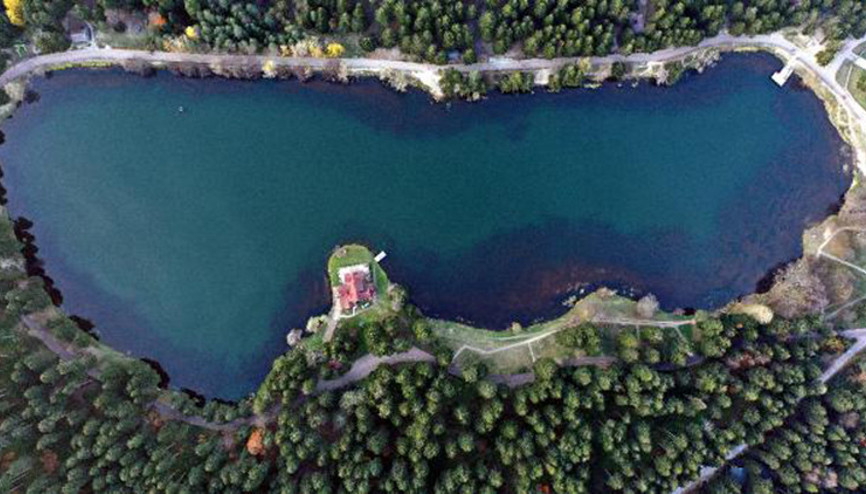 Gölcük Tabiat Parkının muhteşem manzarası havadan görüntülendi