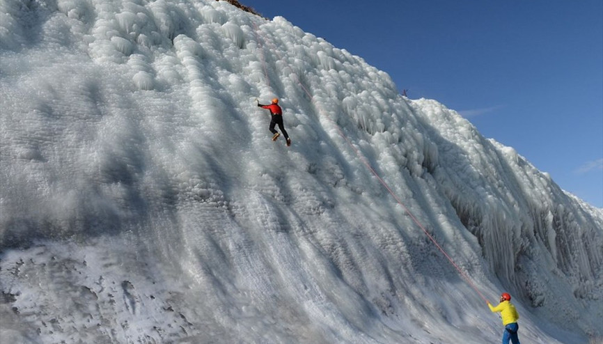 Palandökendeki yapay buz parkı adrenalin tutkunlarını bekliyor