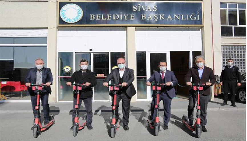 Sivasta, belediyeden elektrikli scooter hizmeti