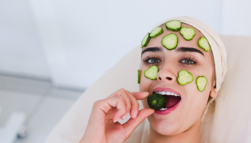 Sağlıklı Bir Cilt İçin Ne Yemeli ve Nelerden Kaçınılmalı