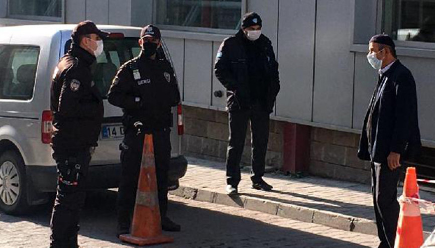 Karantina süresinin dolmasına 1 gün kala PTTye gitmiş