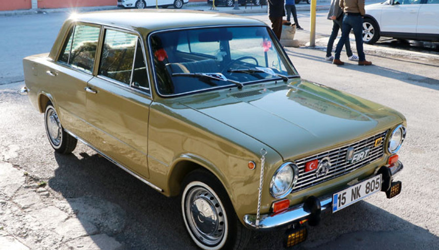 44 yaşındaki arabasına gözü gibi bakıyor: BMWye değişmem