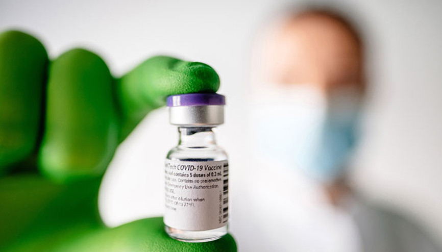 BioNTech’in ürettiği aşının İngiltere’ye sevkiyatı başladı
