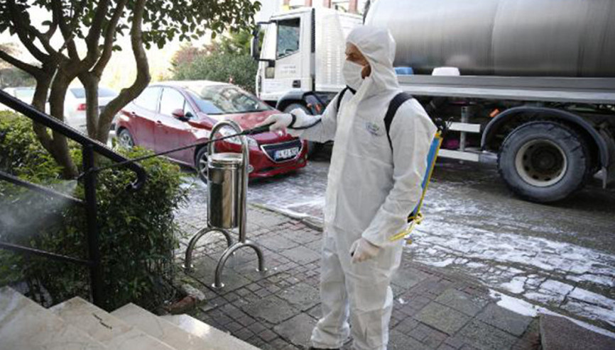 Koronavirüse karşı köşe bucak hijyen seferberliği