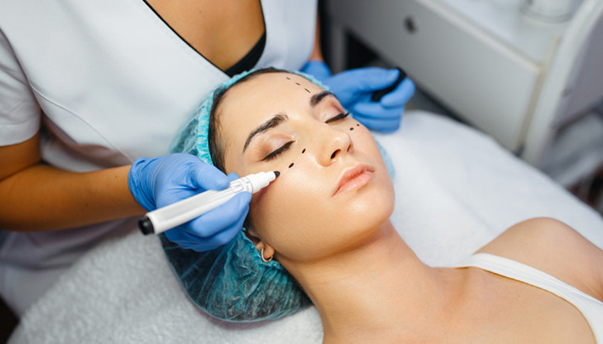 Yaşlanma Etkilerine Meydan Okuyun: Hangi Bölgeye Hangi Estetik Yapılır Yaşlanma Etkilerine Meydan Okuyun: Hangi Bölgeye Hangi Estetik Yapılır