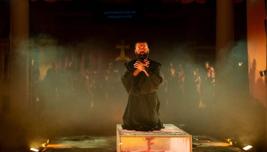 Destek ol, Gomidas sahnede yaşasın