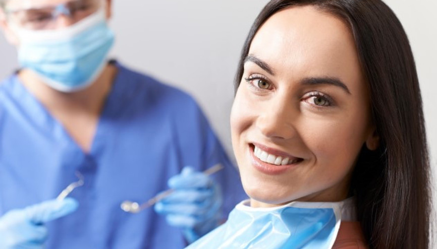 Bebeklikten Yetişkinliğe Sağlıklı Dişler İçin Bilmeniz Gerekenler