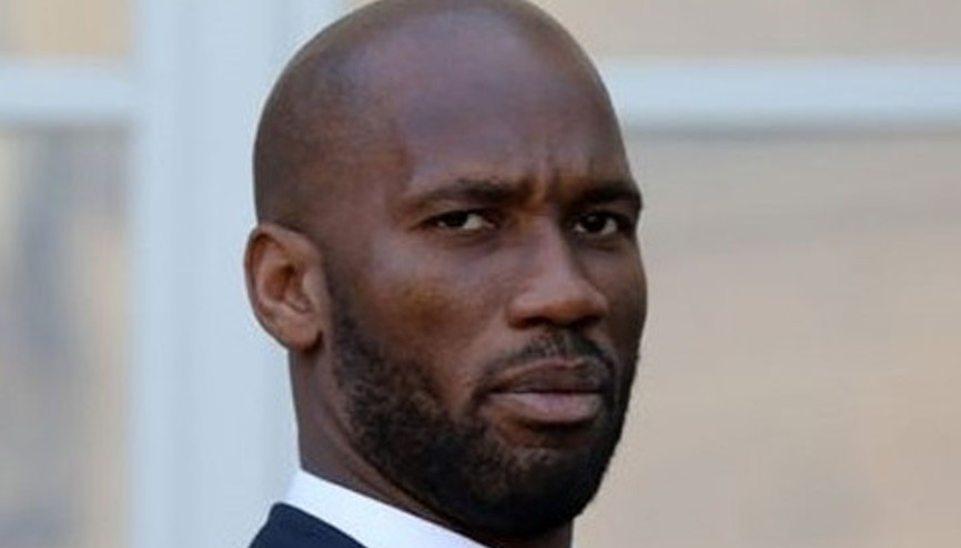 Drogbadan Webo ve Demba Baya teşekkür Sahayı terk ettikleri için...