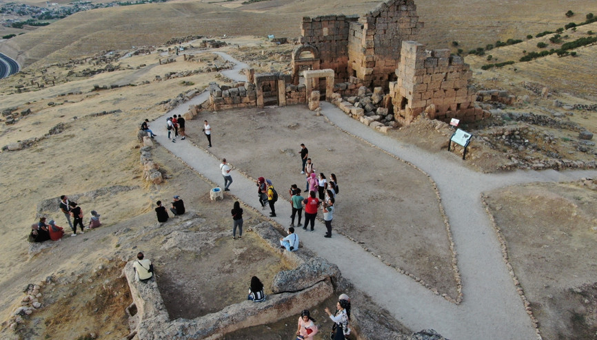 Pandemiye rağmen Zerzevana ziyaretçi akını
