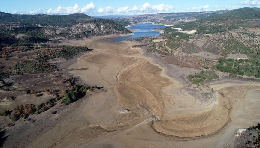 Çanakkalede baraj boşaldı, su kullanımıyla ilgili yasaklar geldi