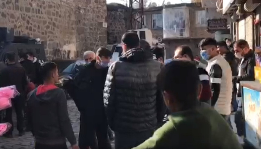 Dehşete düşüren olay Kulağındaki küpe için kaçırmaya kalkıştılar...