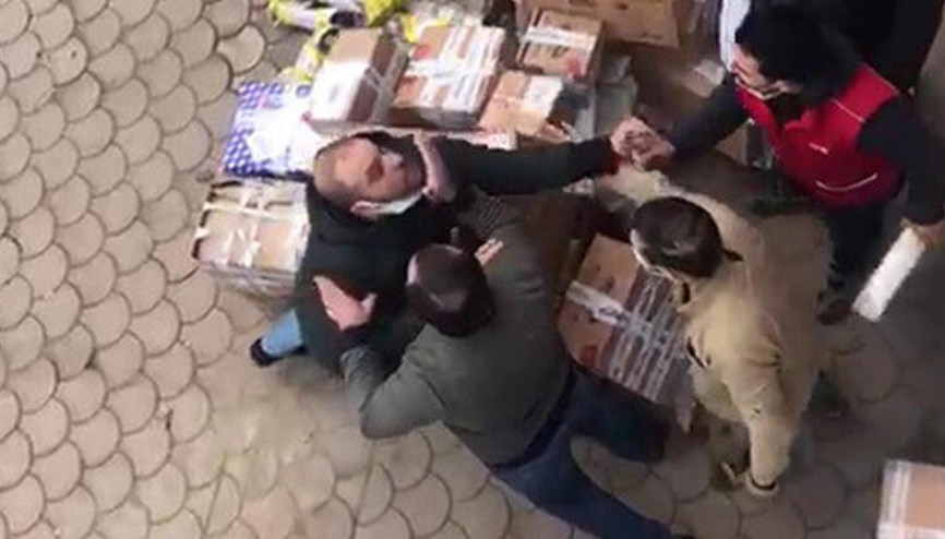 Park yeri kavgasında küfürler, yumruklar havada uçuştu İşte o anlar