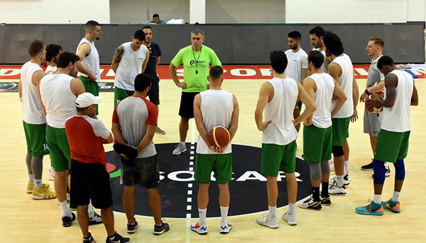 Aliağa Petkimsporun Darüşşafaka Tekfen maçı Kovid-19 vakaları nedeniyle ertelendi