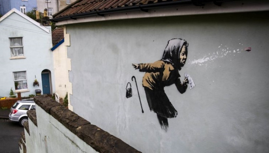 Banksy’nin son eserini duvarına yaptığı evin fiyatı 17 kat arttı