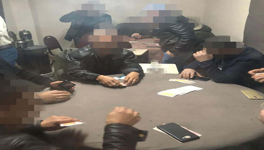Çankırı’da evde kumar oynayan 14 kişiye 32 bin lira ceza