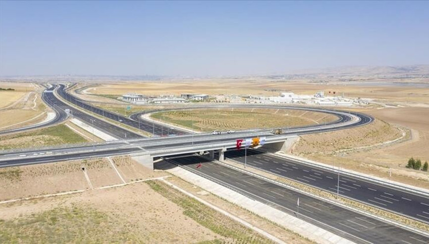Merakla bekleniyordu: Yarın hizmete giriyor 4 saat 14 dakikalık mesafe 2 saat 22 dakikaya inecek