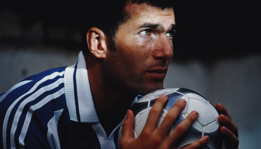 Tozlu Raflar | Dengeleri Değiştiren Adam Zinedine Zidane #1 Tozlu Raflar | Dengeleri Değiştiren Adam Zinedine Zidane #1