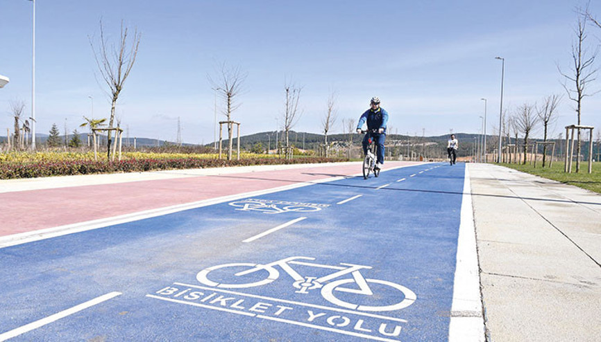 Bisiklet yolu da kirli