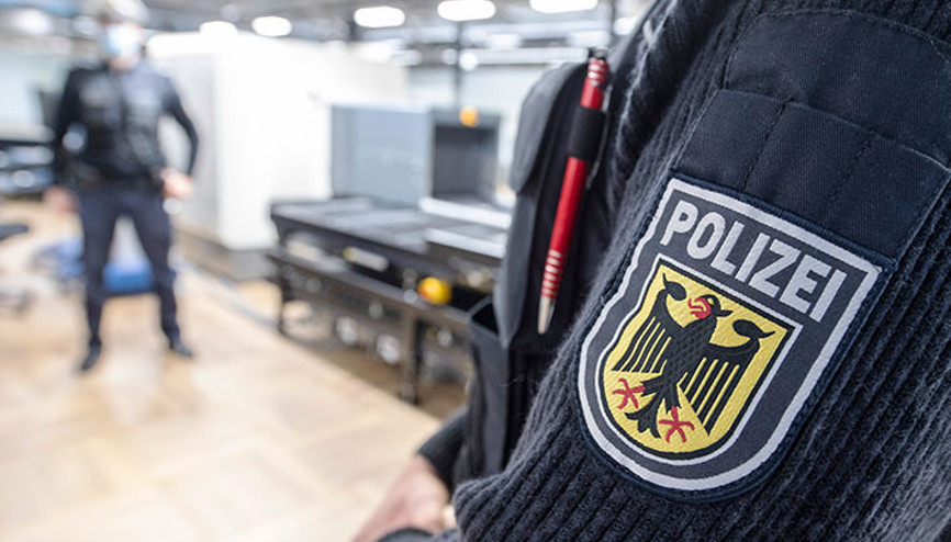Alman polisi ‘sahte general’i Türkiye’ye uçurtmadı