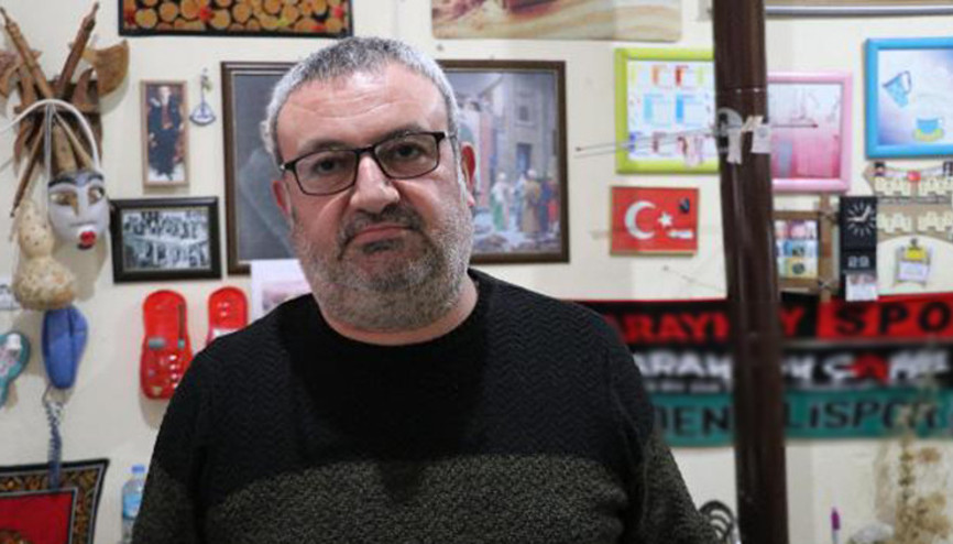 Paraları dezenfektanla yıkayıp, sobada kurutuyor
