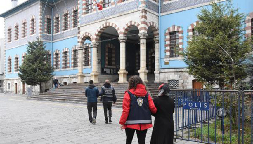 Kütahya’da FETÖ şüphelisi 2 kişi yakalandı
