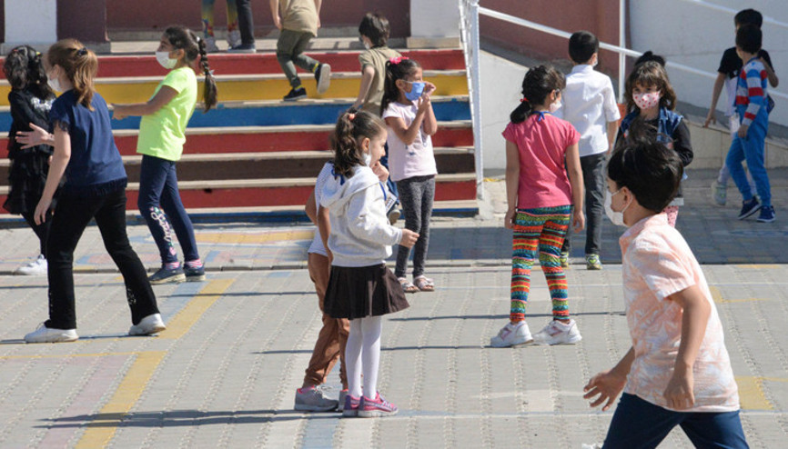 Dikkat Koronavirüse yakalanan çocukların yüzde 72sinde görüldü... Dikkat Koronavirüse yakalanan çocukların yüzde 72sinde görüldü...