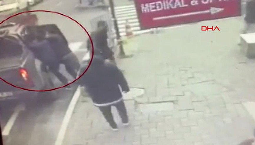 Herkesin gözü önünde güpegündüz kaçırdılar 4 Çinli iş insanının o anları kamerada