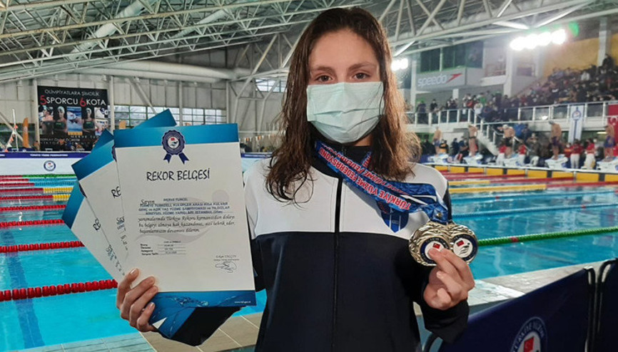 Milli yüzücü Merve Tuncel, olimpiyat A barajını geçti