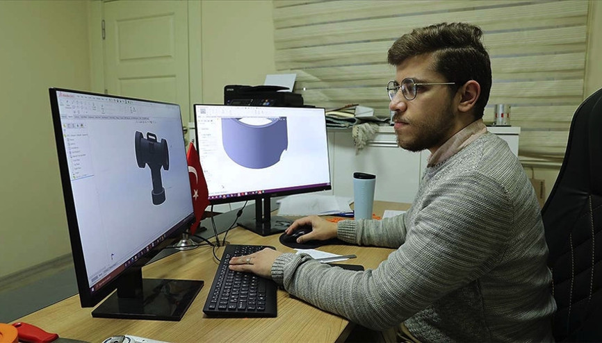 Hollanda merkezli STKden 5 üniversiteye uzaktan eğitim için teknik ve ekipman desteği