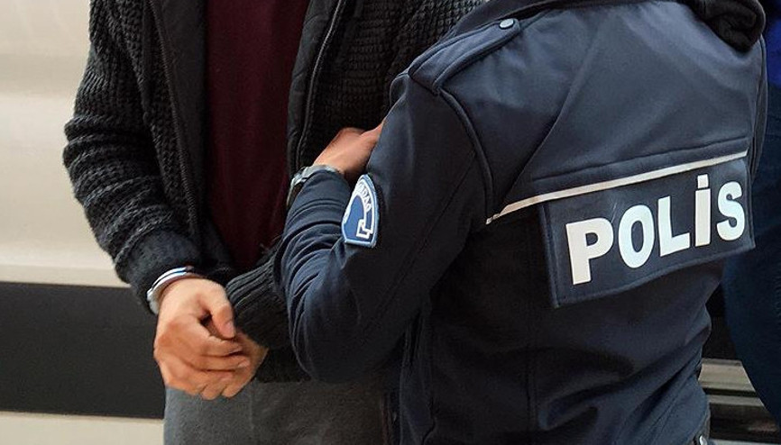 Karantinadan perde sarkıtarak kaçan şüpheli yakalandı